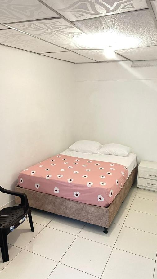 Cartagena Hostal Hotel Bagian luar foto